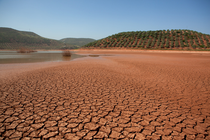 Agua-sequía.jpg